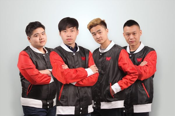 位年轻中卫 位年轻中卫