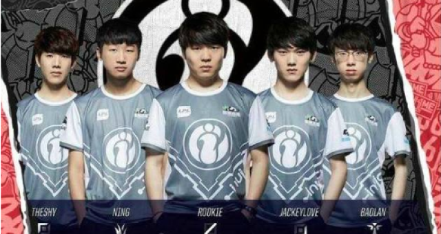 比赛中更具 比赛中更具